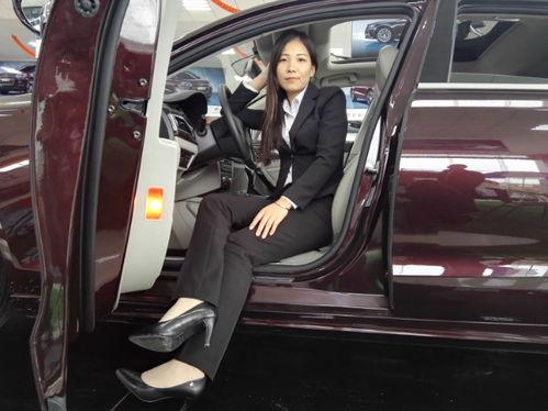 国产车美女销售视频,美女销售视频带你领略时尚风采